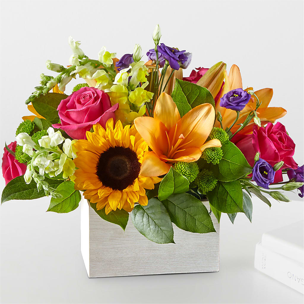 Best Day Box Bouquet – Floreria Mexico, Huntington Park CA