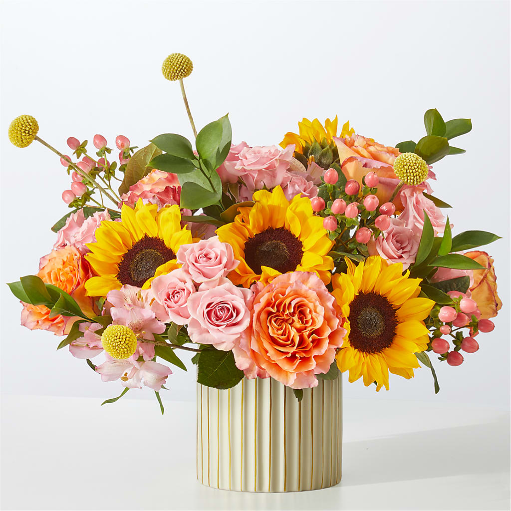 Sun's Out Bouquet – Floreria Mexico, Huntington Park CA