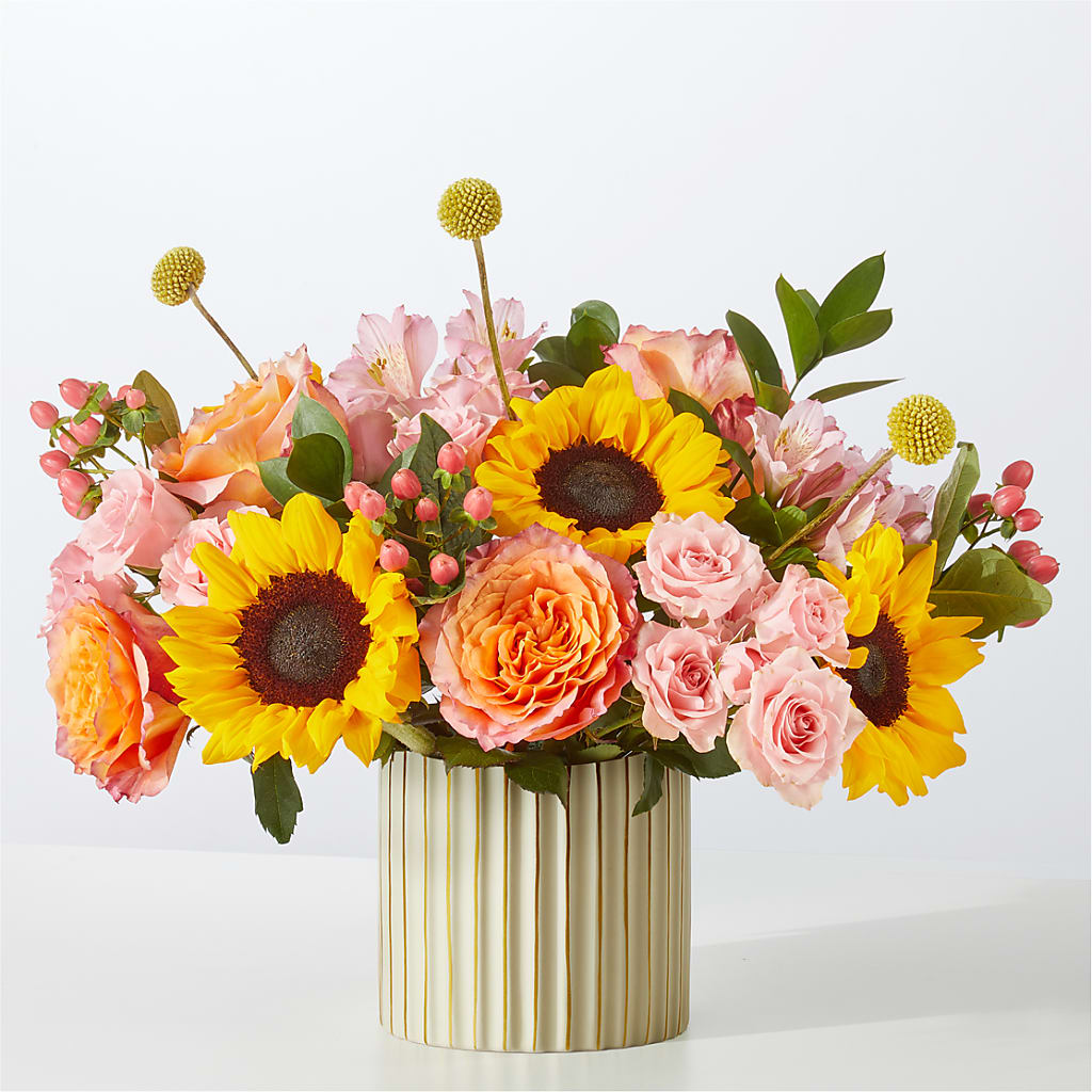 Sun's Out Bouquet – Floreria Mexico, Huntington Park CA