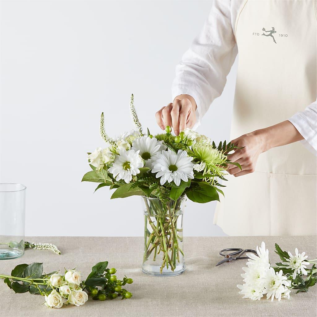 Irish Garden - A Florist Original – Floreria Mexico, Huntington Park CA