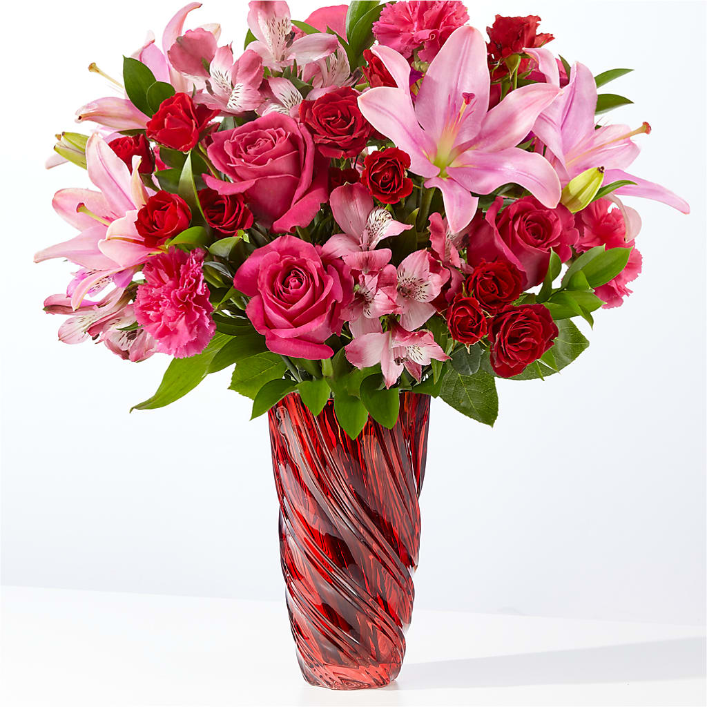 In Love Bouquet with Luxe Swirl Vase – Floreria Mexico, Huntington Park CA
