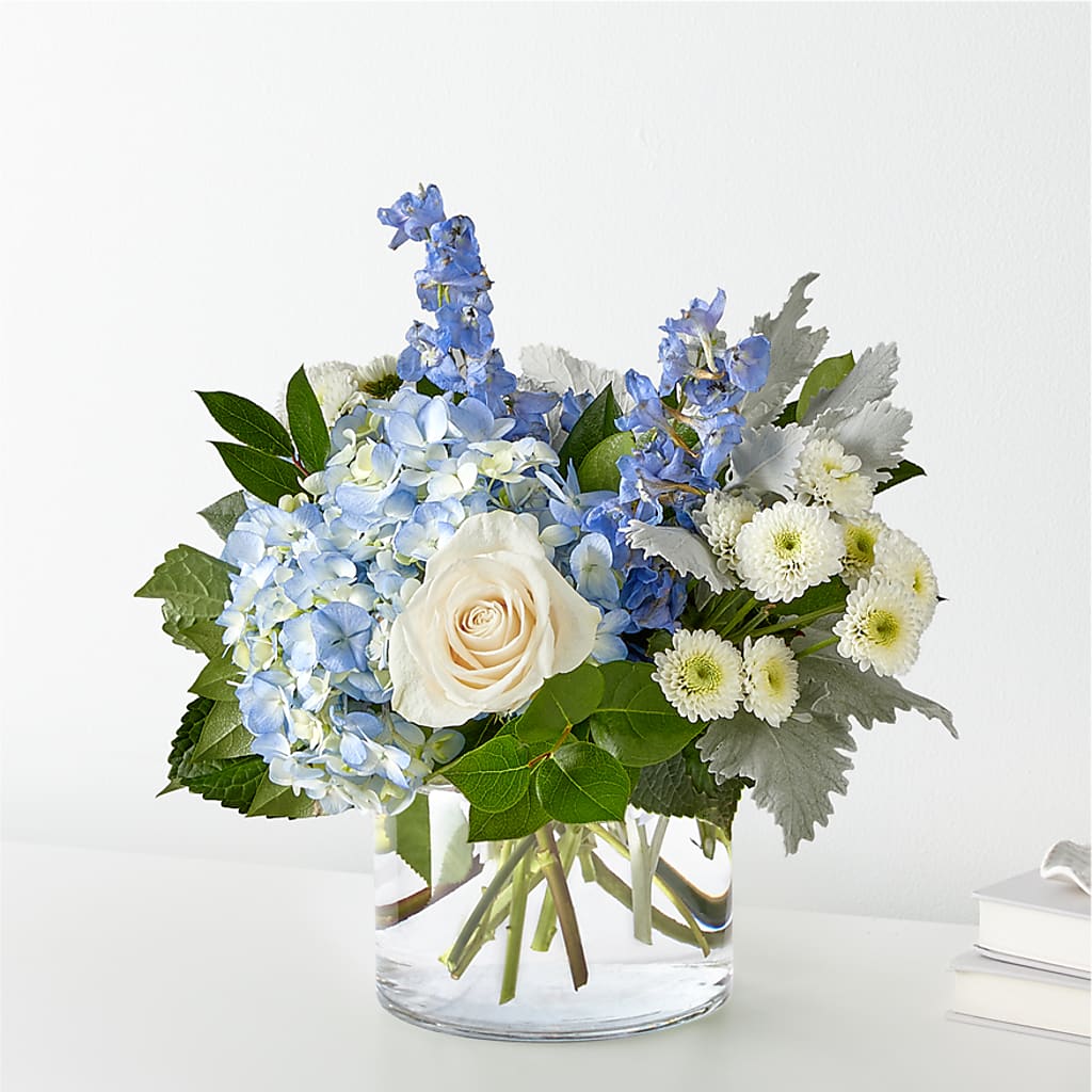 Clear Skies Bouquet – Floreria Mexico, Huntington Park CA