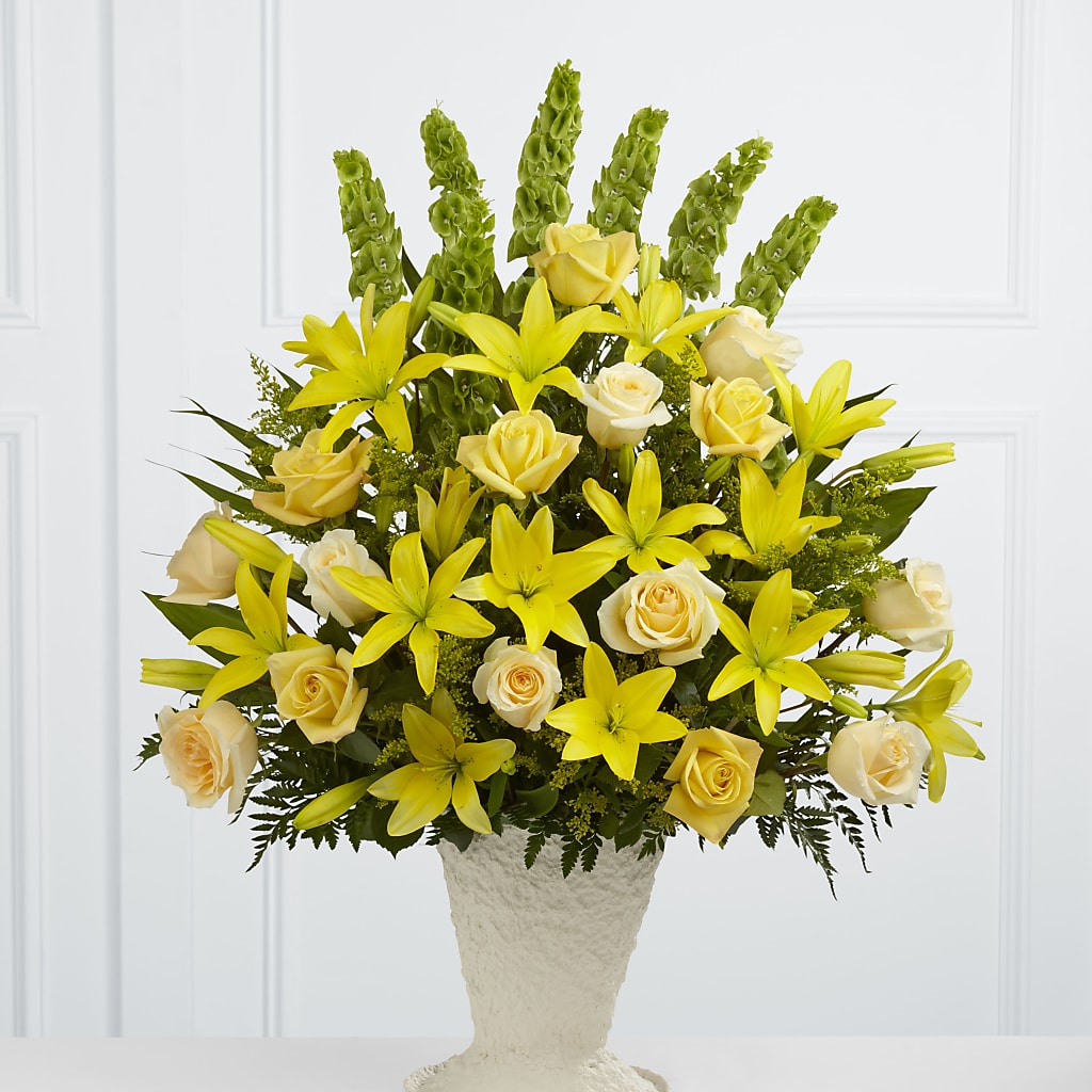 Golden Memories Arrangement – Floreria Mexico, Huntington Park CA