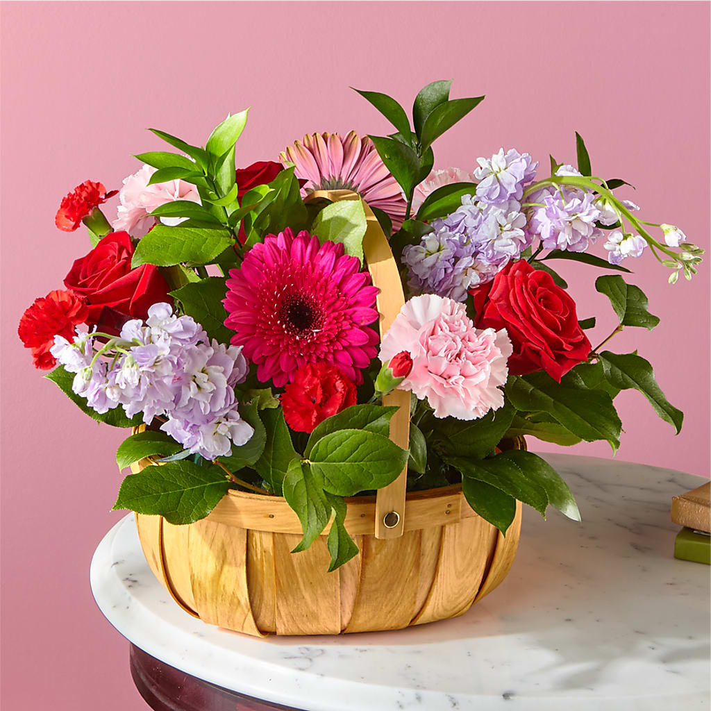 Pink Picnic Basket – Floreria Mexico, Huntington Park CA