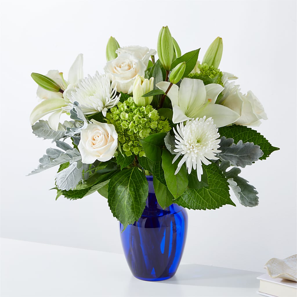 Snowy Dreams Bouquet – Floreria Mexico, Huntington Park CA
