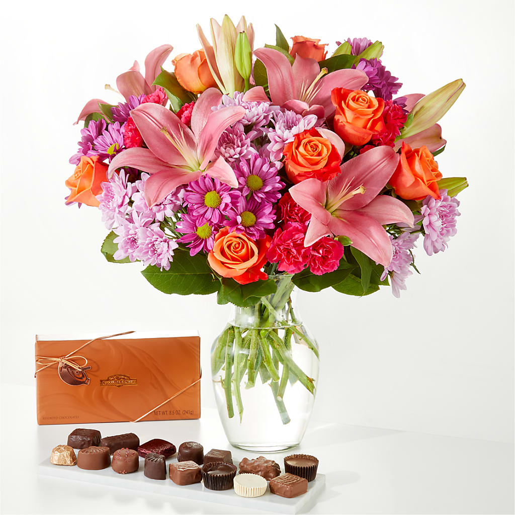 One and Only Bouquet and Chocolate Bundle – Floreria Mexico, Huntington Park CA