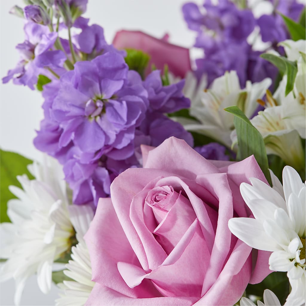 Garden of Peace Bouquet –  Floreria Mexico, Huntington Park CA