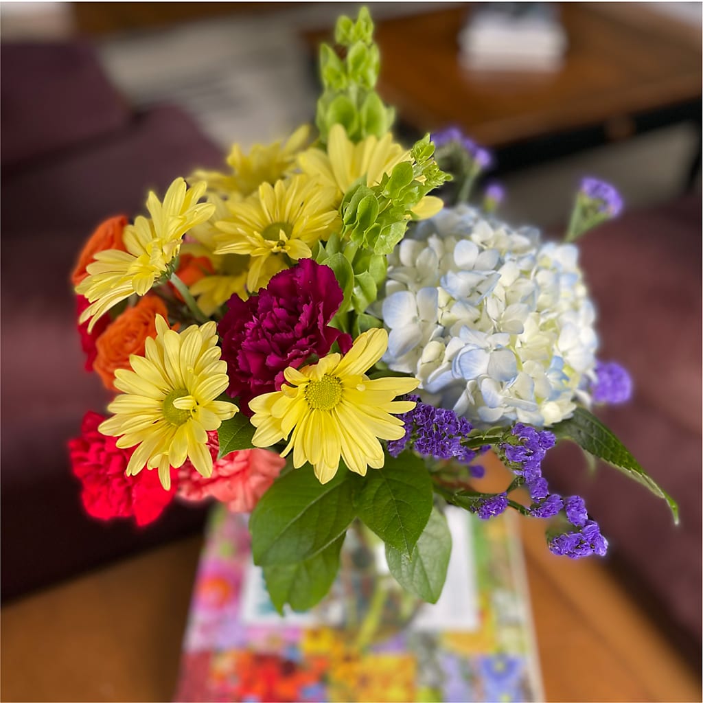 Summer Spectra - A Florist Original –  Floreria Mexico, Huntington Park CA