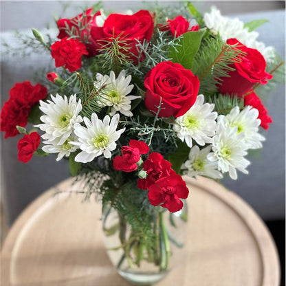 Seasonal Magic Bouquet –  Floreria Mexico, Huntington Park CA