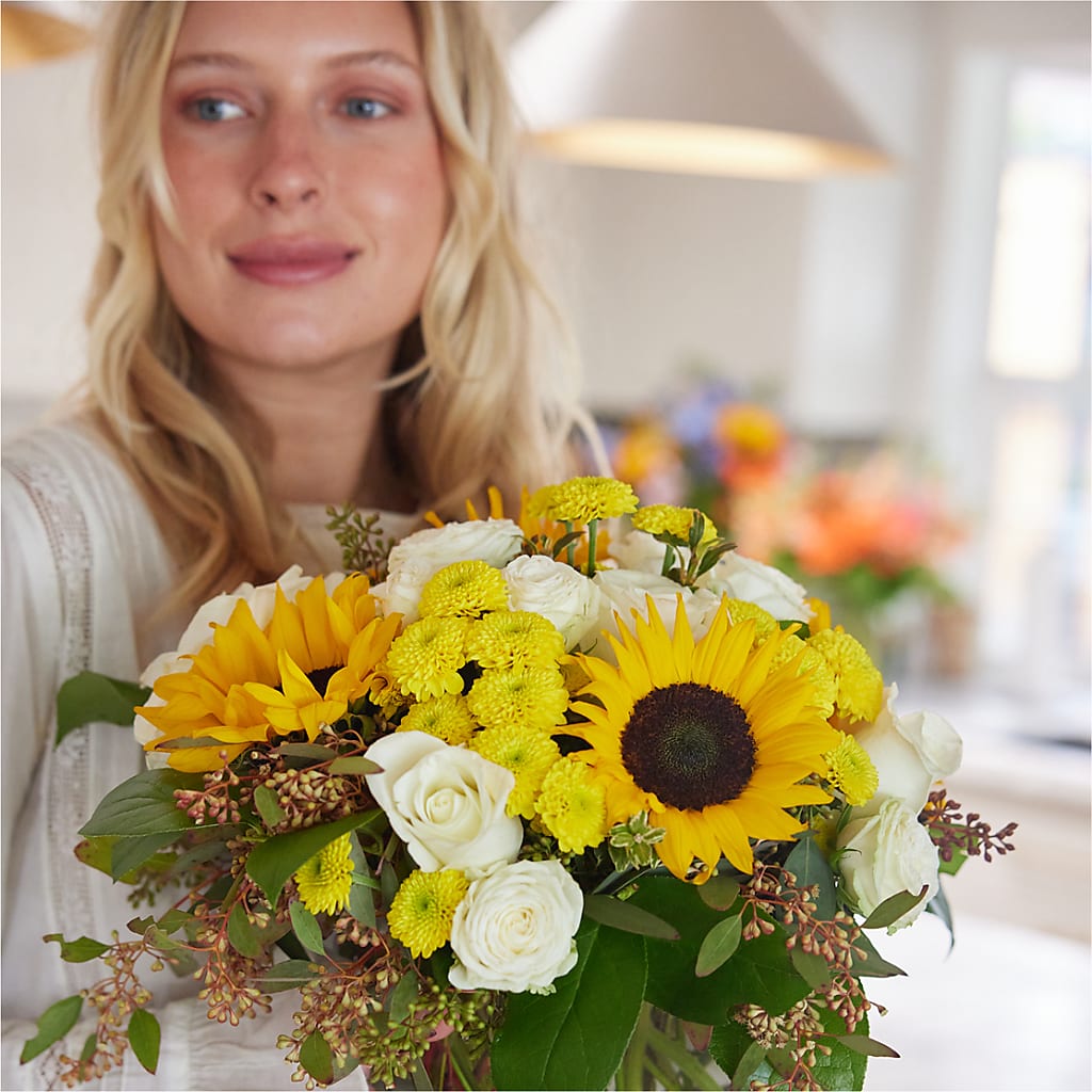 Luminous Morning Bouquet –  Floreria Mexico, Huntington Park CA