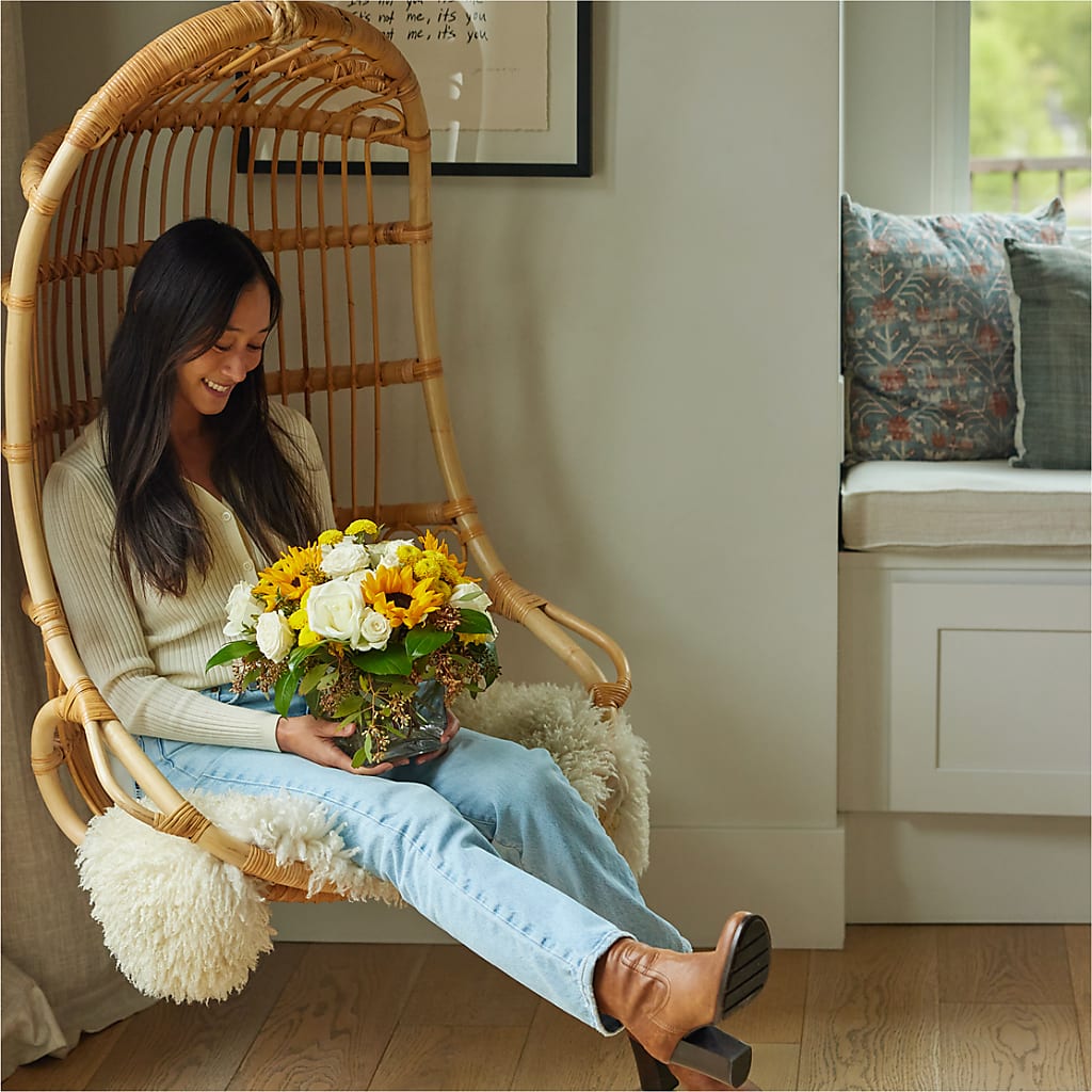 Luminous Morning Bouquet –  Floreria Mexico, Huntington Park CA