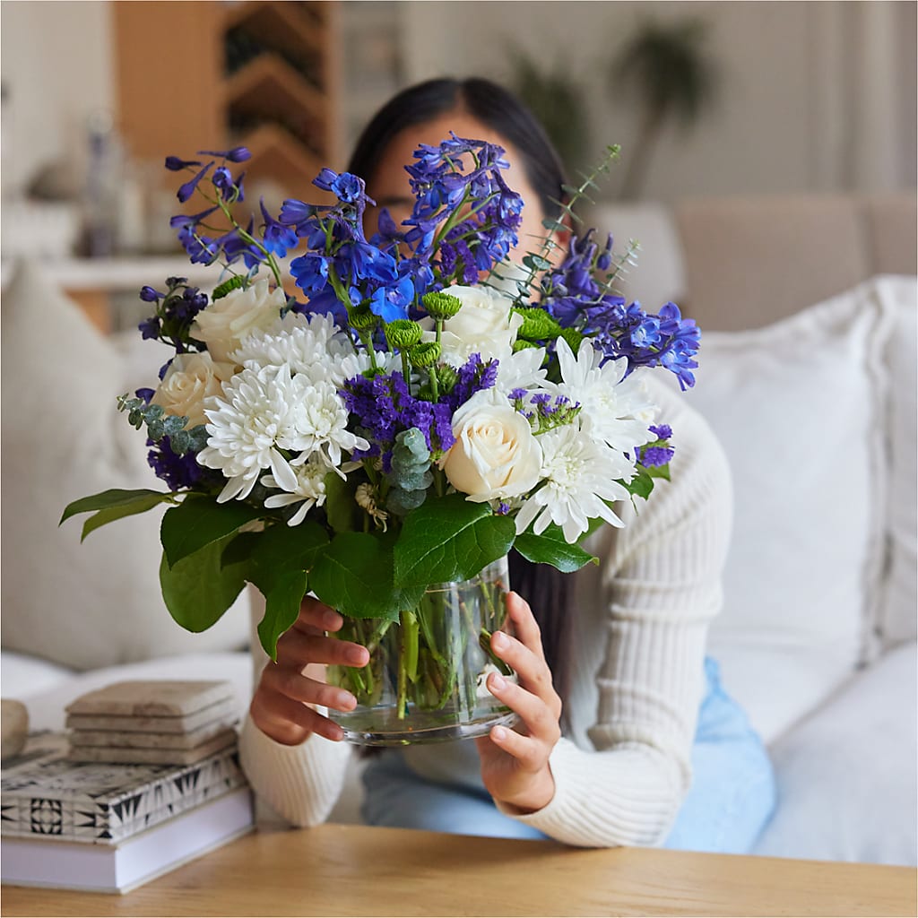 Cerulean Waves Bouquet –  Floreria Mexico, Huntington Park CA
