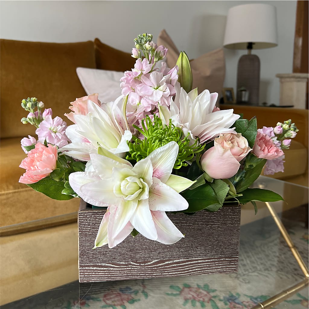 Beautiful Spirit Basket –  Floreria Mexico, Huntington Park CA