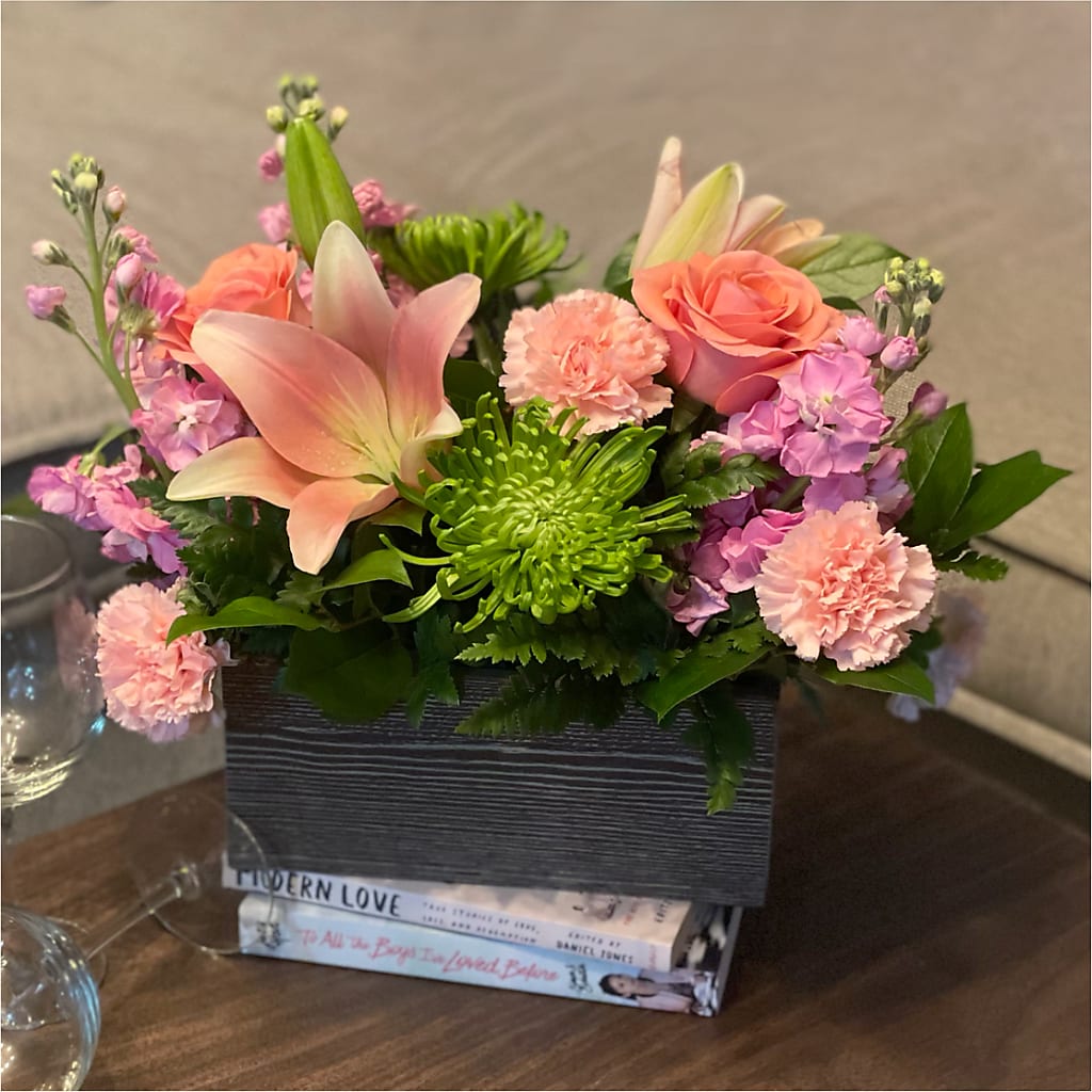 Beautiful Spirit Basket –  Floreria Mexico, Huntington Park CA