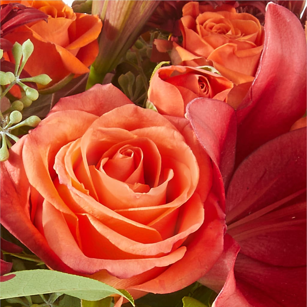 Crimson Leaves Bouquet –  Floreria Mexico, Huntington Park CA