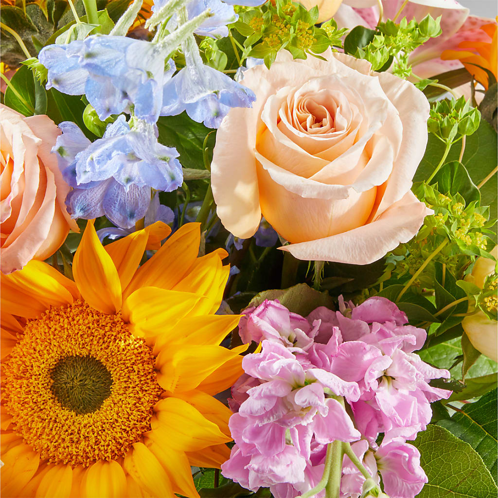 Dreamy Meadows Bouquet –  Floreria Mexico, Huntington Park CA