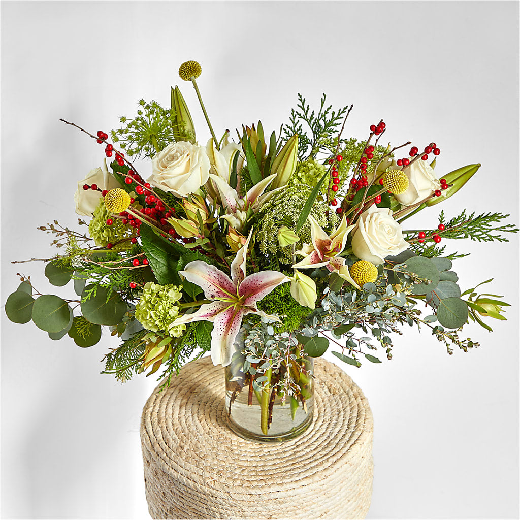 Berry & Bright Bouquet –  Floreria Mexico, Huntington Park CA