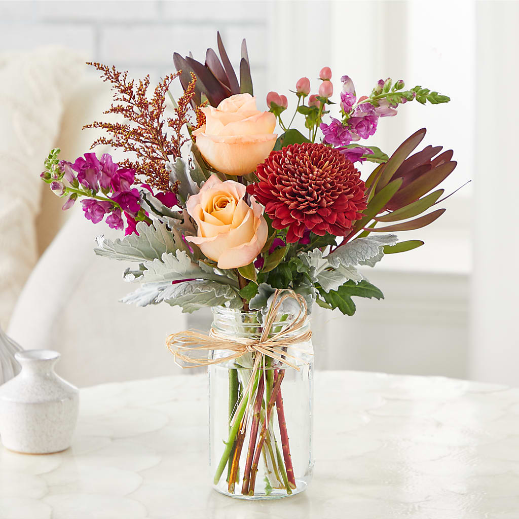 Moody Hues Bouquet –  Floreria Mexico, Huntington Park CA