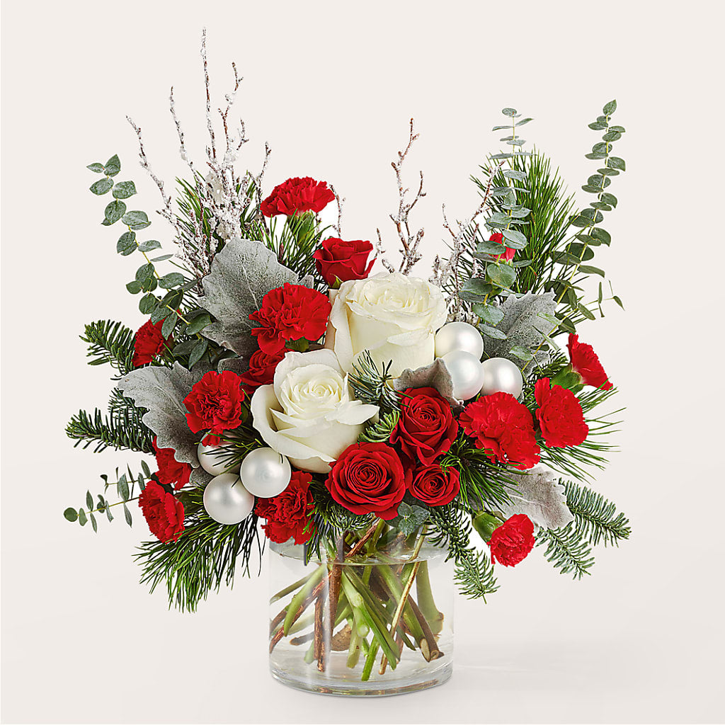 Trimming the Tree Bouquet –  Floreria Mexico, Huntington Park CA