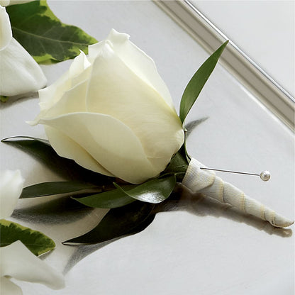 White Rose Boutonniere –  Floreria Mexico, Huntington Park CA
